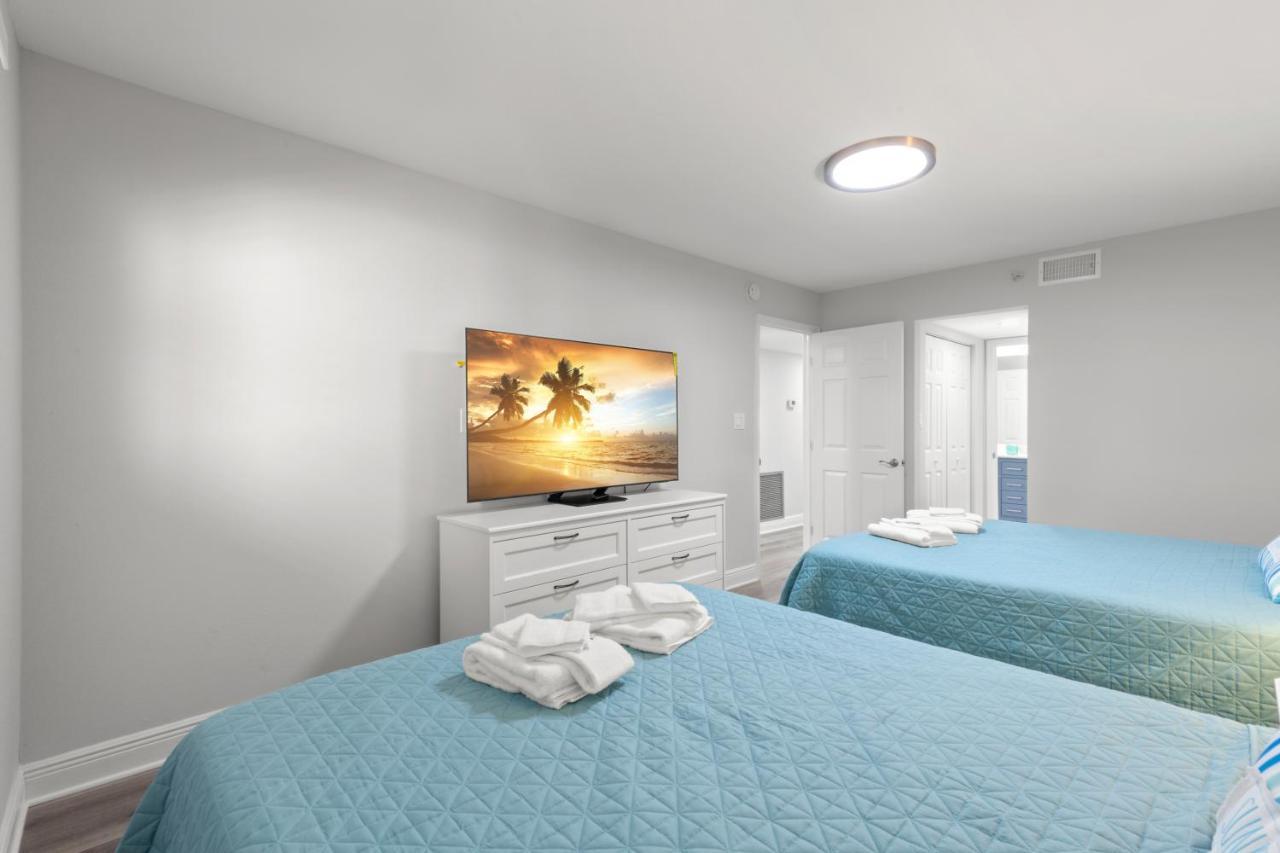 Las Brisas 306 St. Pete Beach Bagian luar foto