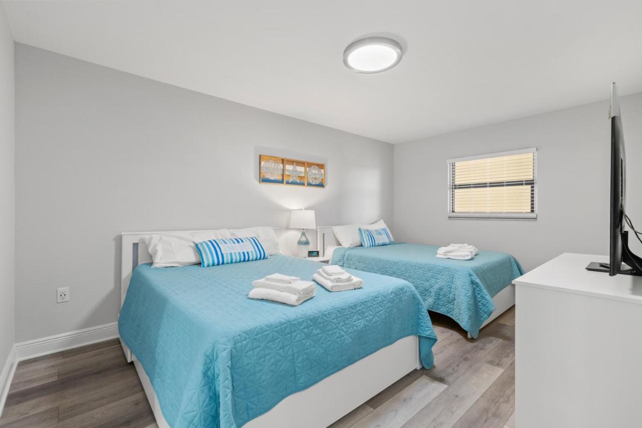 Las Brisas 306 St. Pete Beach Bagian luar foto