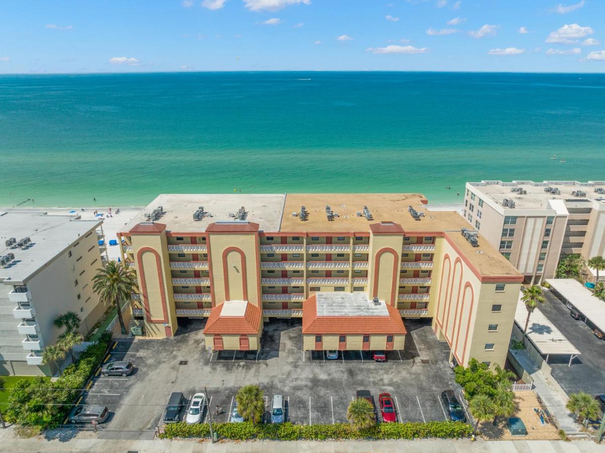 Las Brisas 306 St. Pete Beach Bagian luar foto